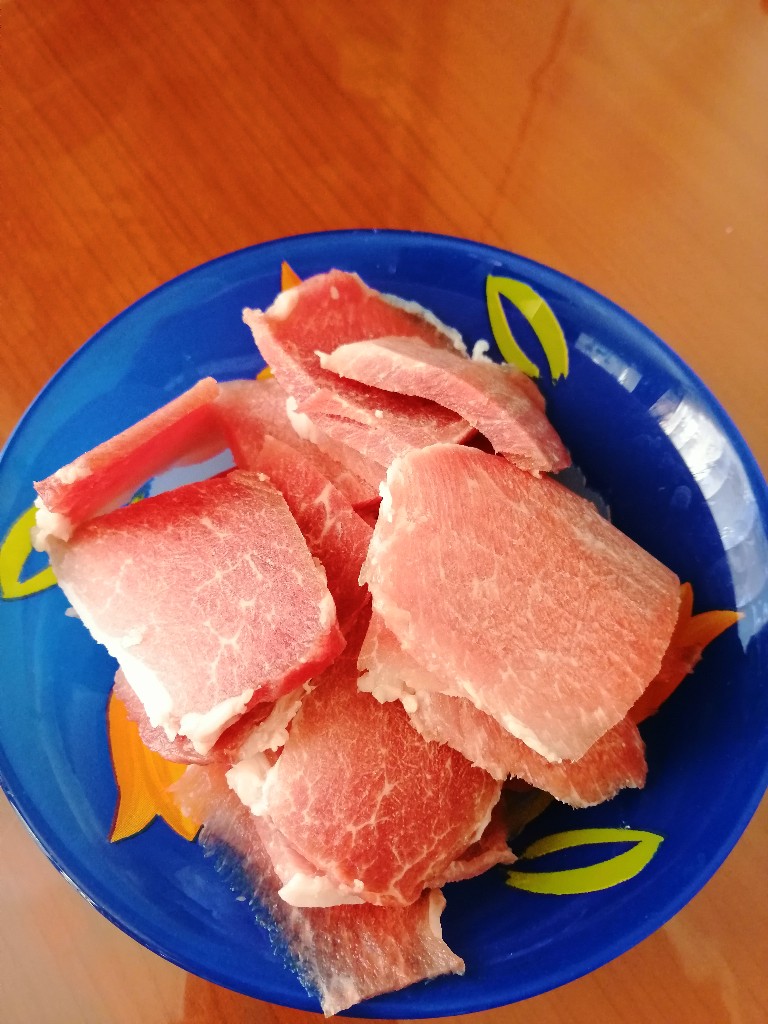 Свинина в кисло-сладком соусе по-китайски (габаджоу)