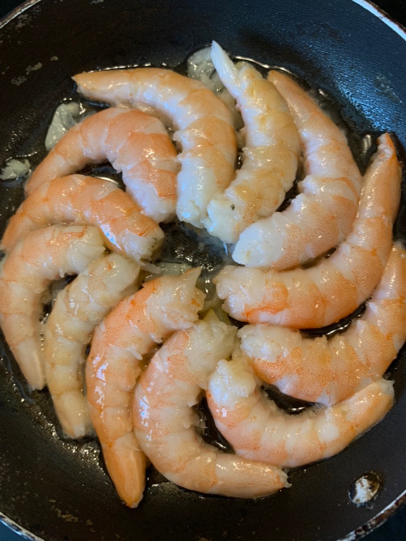 Салат с креветками 🦐