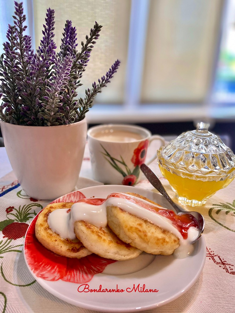 ⚜️«Сырники Нежные, как в садике». Самый простой рецепт. 😋 рецепт с фото  пошаговый от ⚜️𝓑𝓸𝓷𝓭𝓪𝓻𝓮𝓷𝓴𝓸 𝓜𝓲𝓵𝓪𝓷𝓪⚜️ - Овкусе.ру