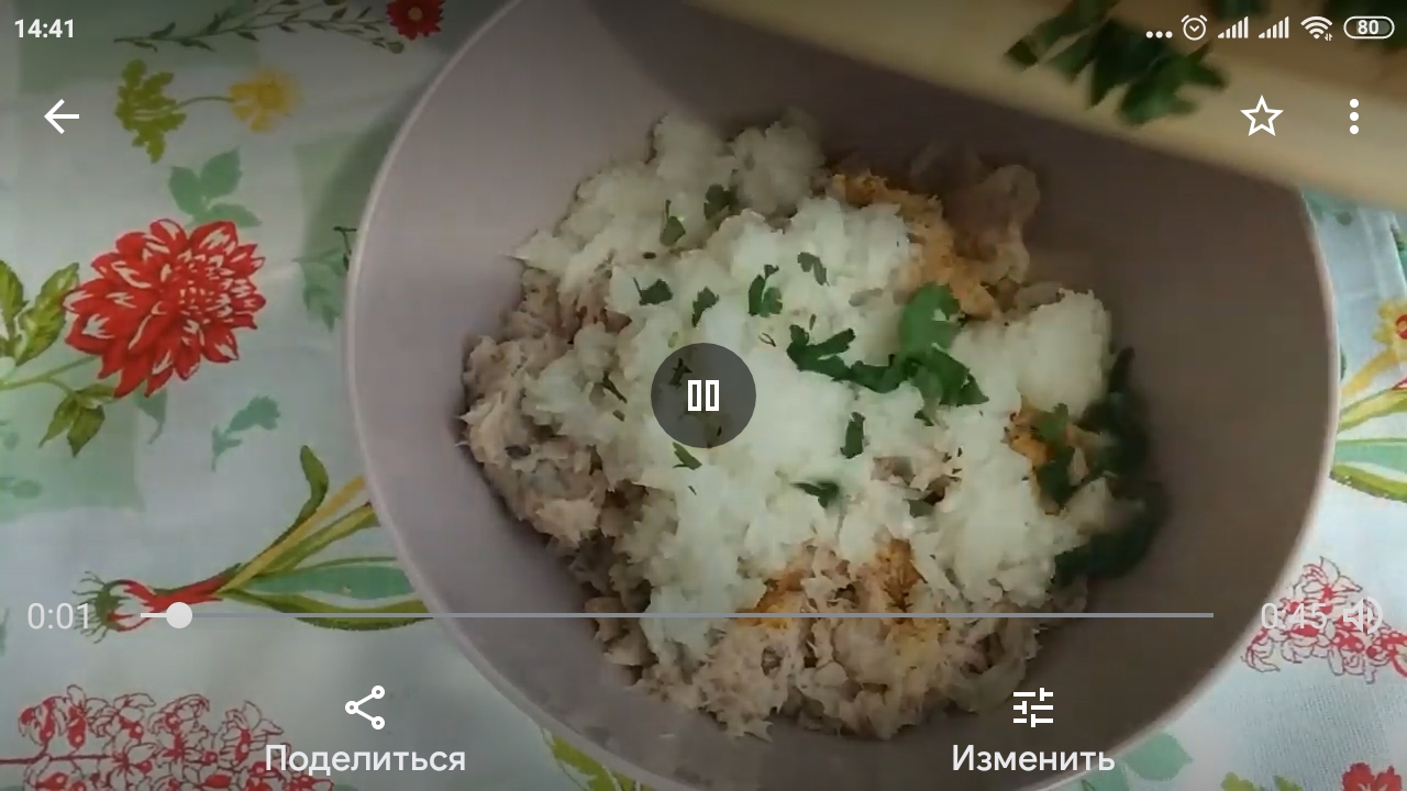 Рыбные котлеты с булгуром и сливочным соусом