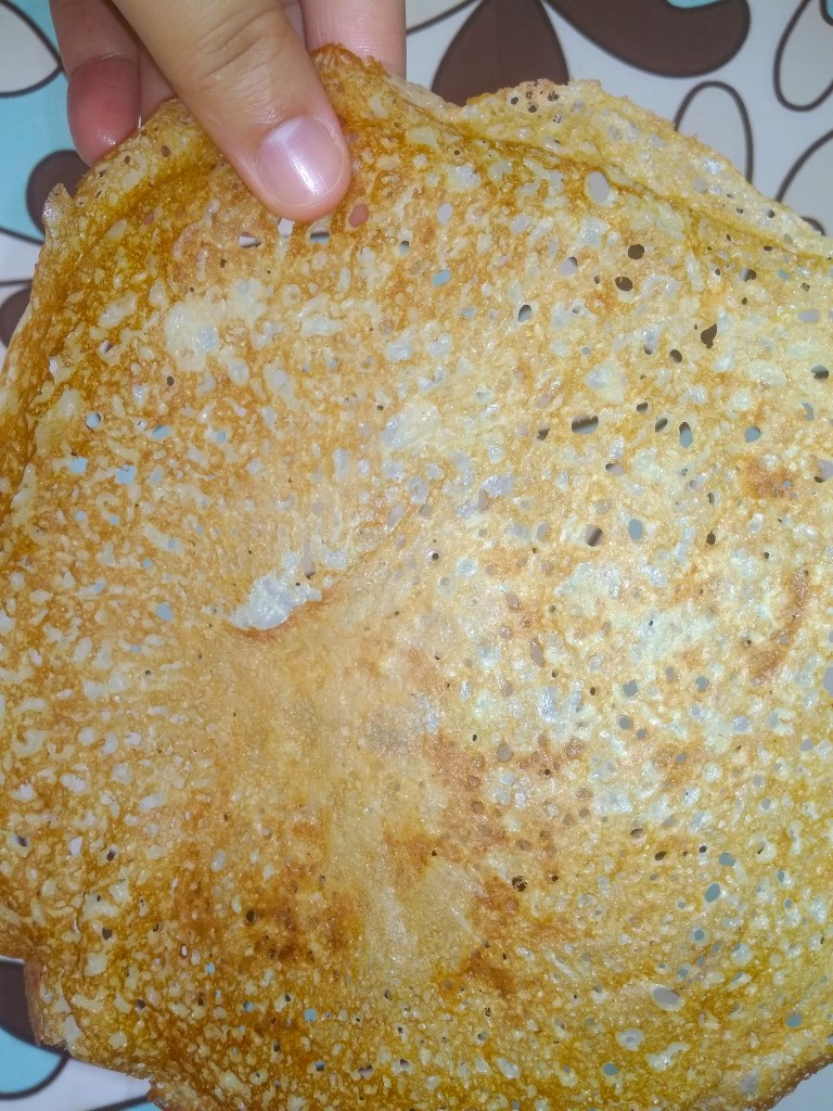 Блинчики с дырочками на молоке😋🥞