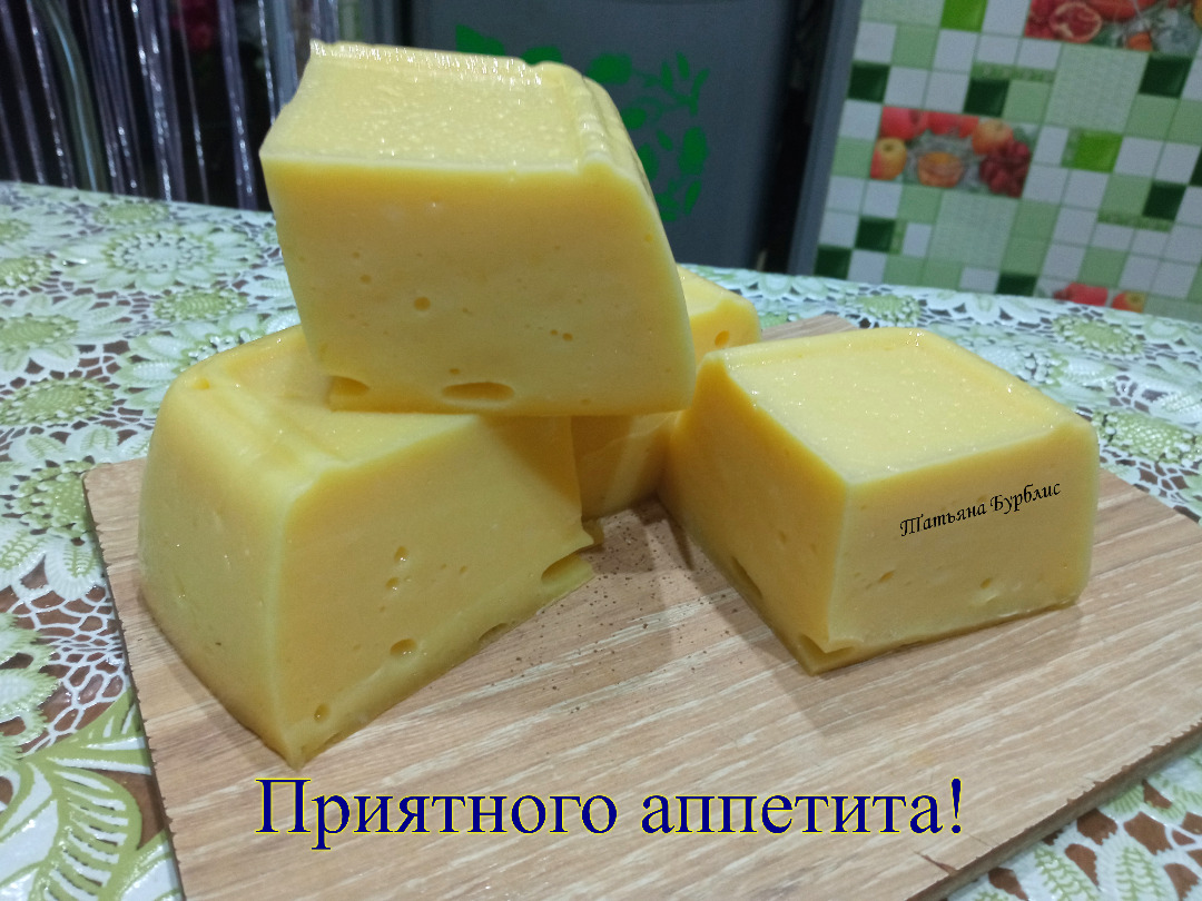 Твердый сыр из молока и творога