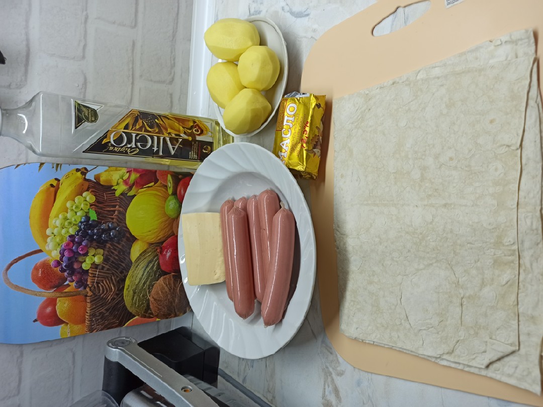 Сосиски в лаваше в картофельно-сырной шубке - пошаговый рецепт с фото на Готовим дома