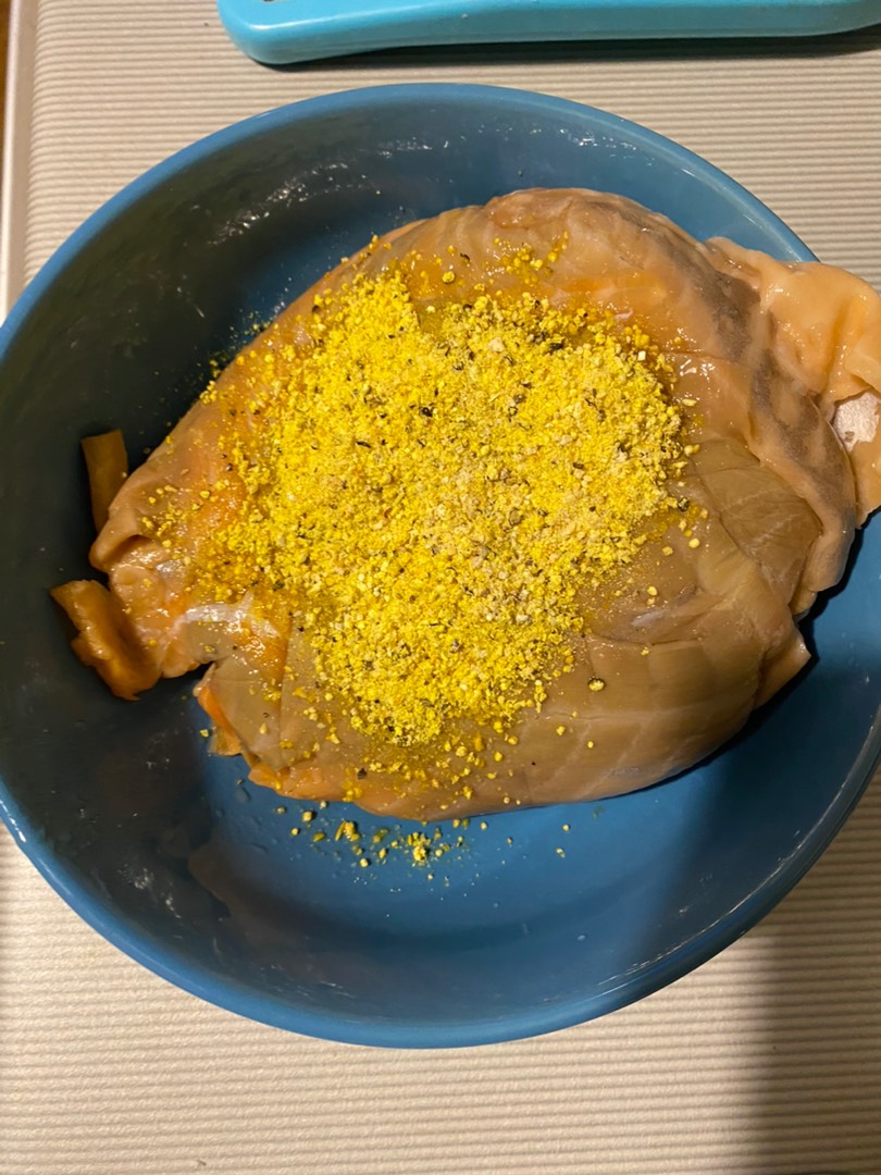 Рыбный пирог с рисом из дрожжевого теста