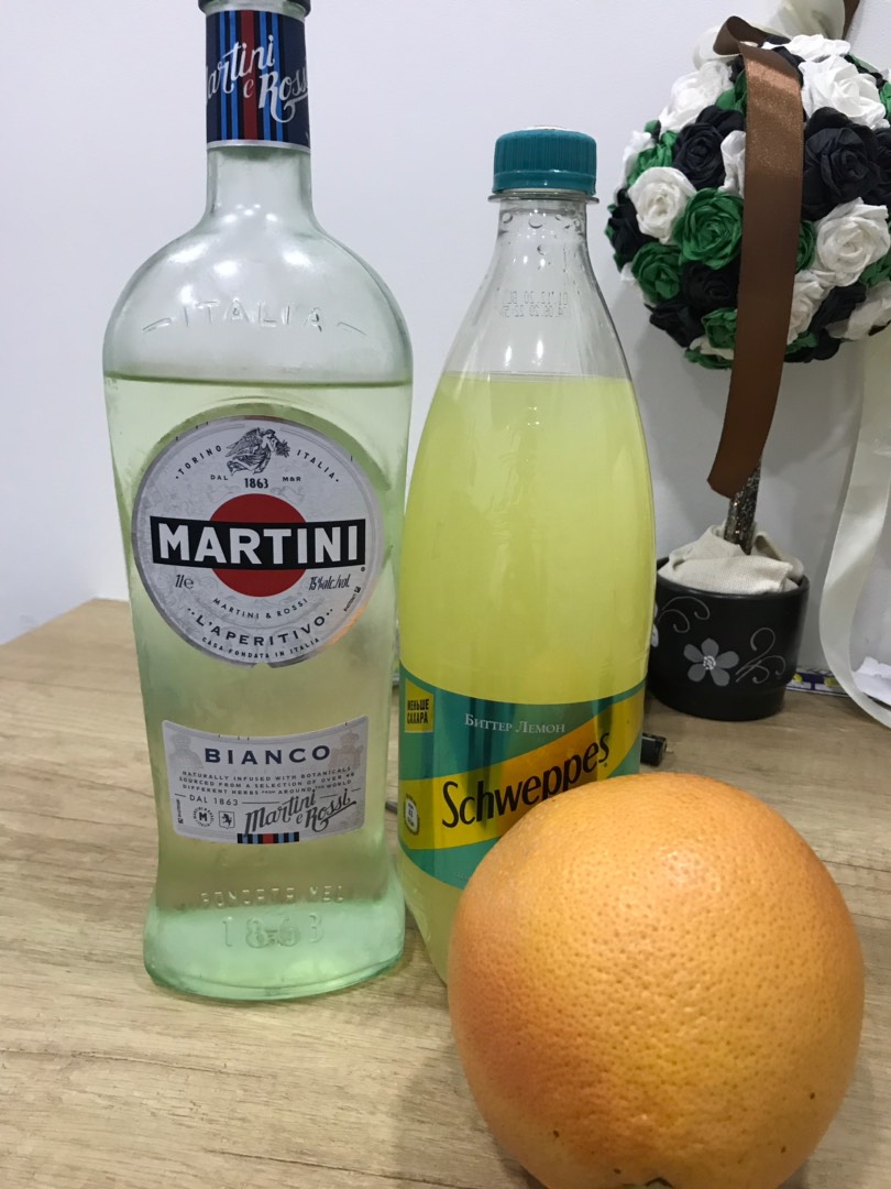 Коктейль 🍸