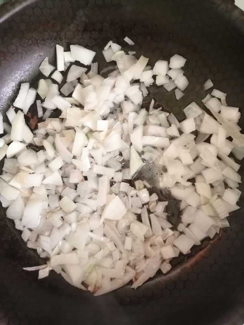 Картошка со сметаной и грибами — что приготовить с лисичками — Шуба