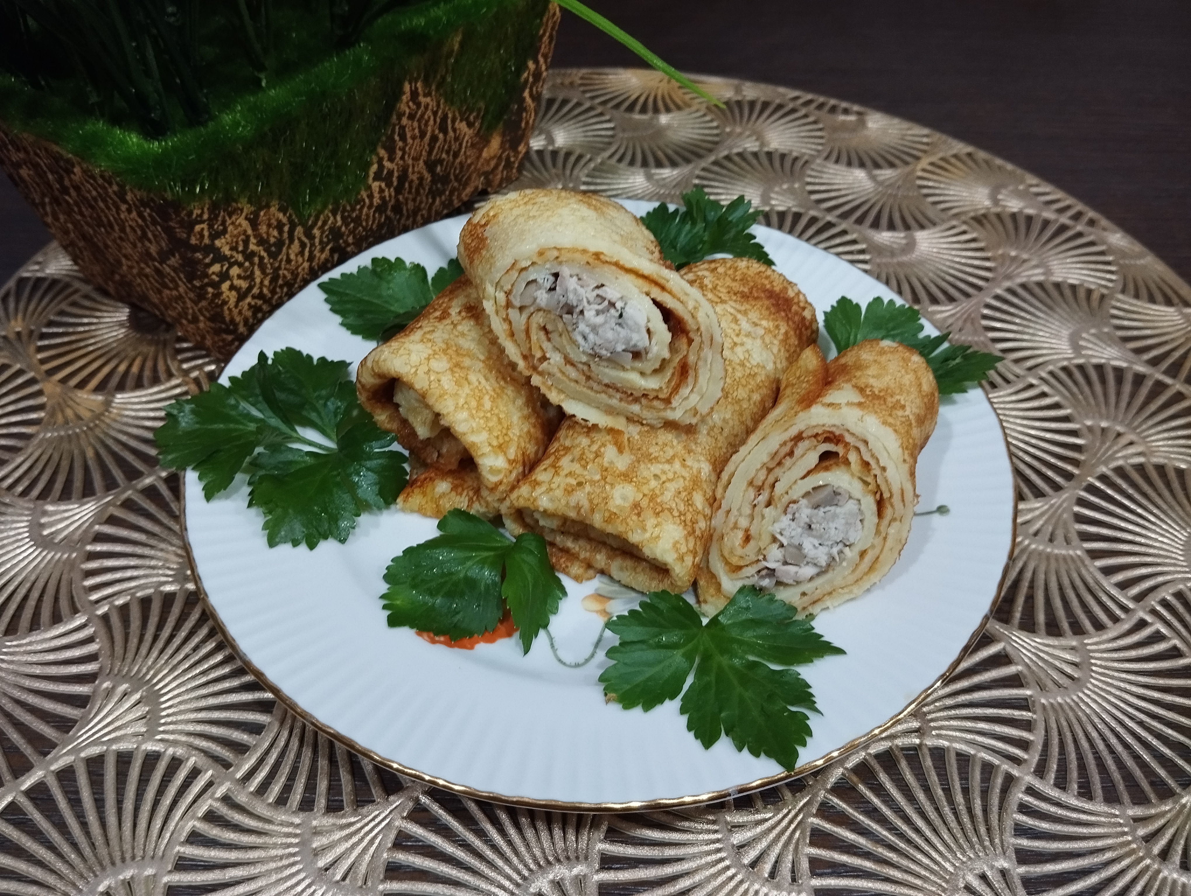 Блинчики с курицей и грибами