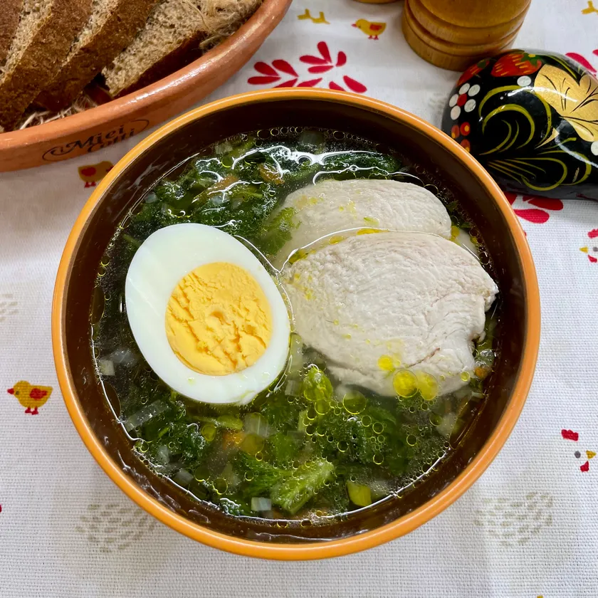 Крапивный суп с рисом