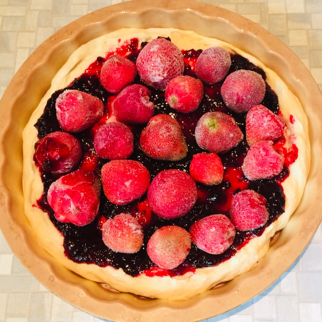 Сдобный ягодный пирог 🥧 🍓