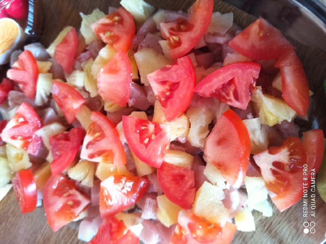 Салат с курицей, ананасами и помидорами, рецепт с фото — antenna-unona.ru