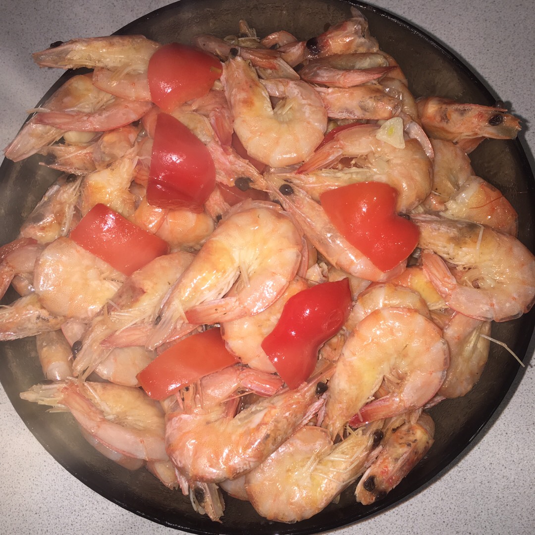 Жареные креветки с чесноком и перцем🍤