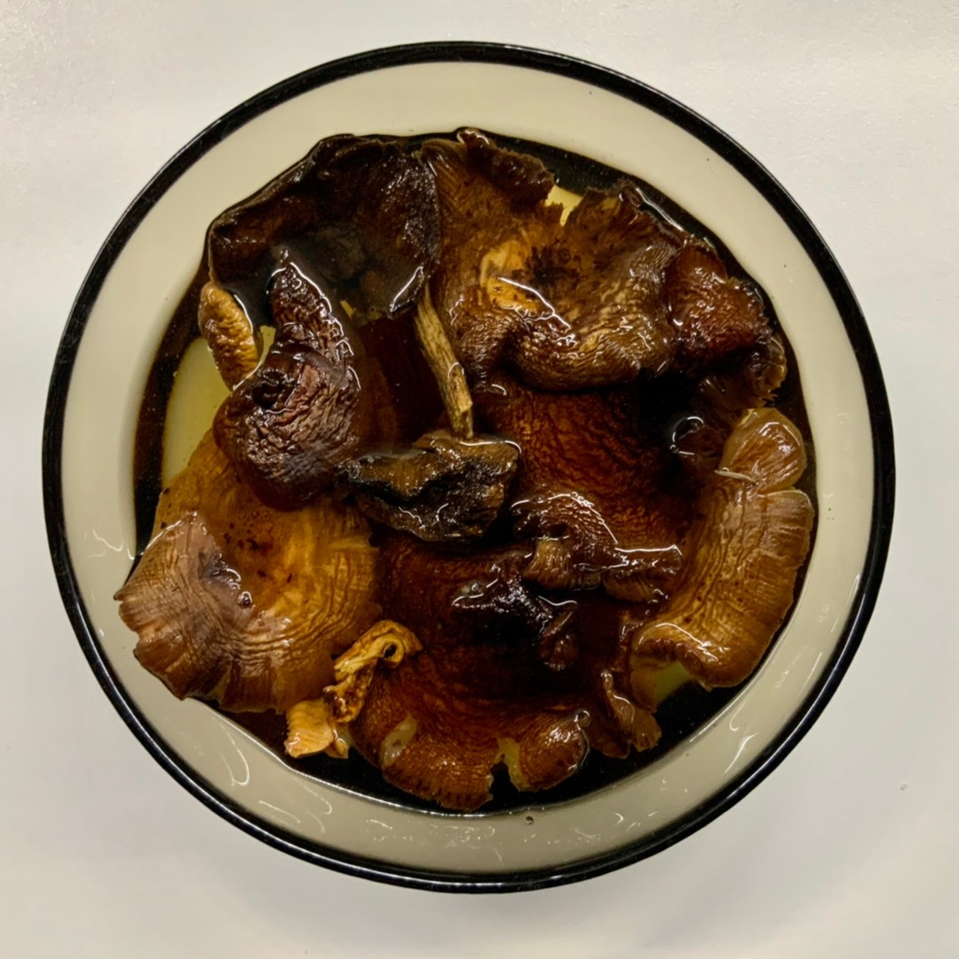 Тушеная картошка с сушеными грибами — рецепт с фото пошагово