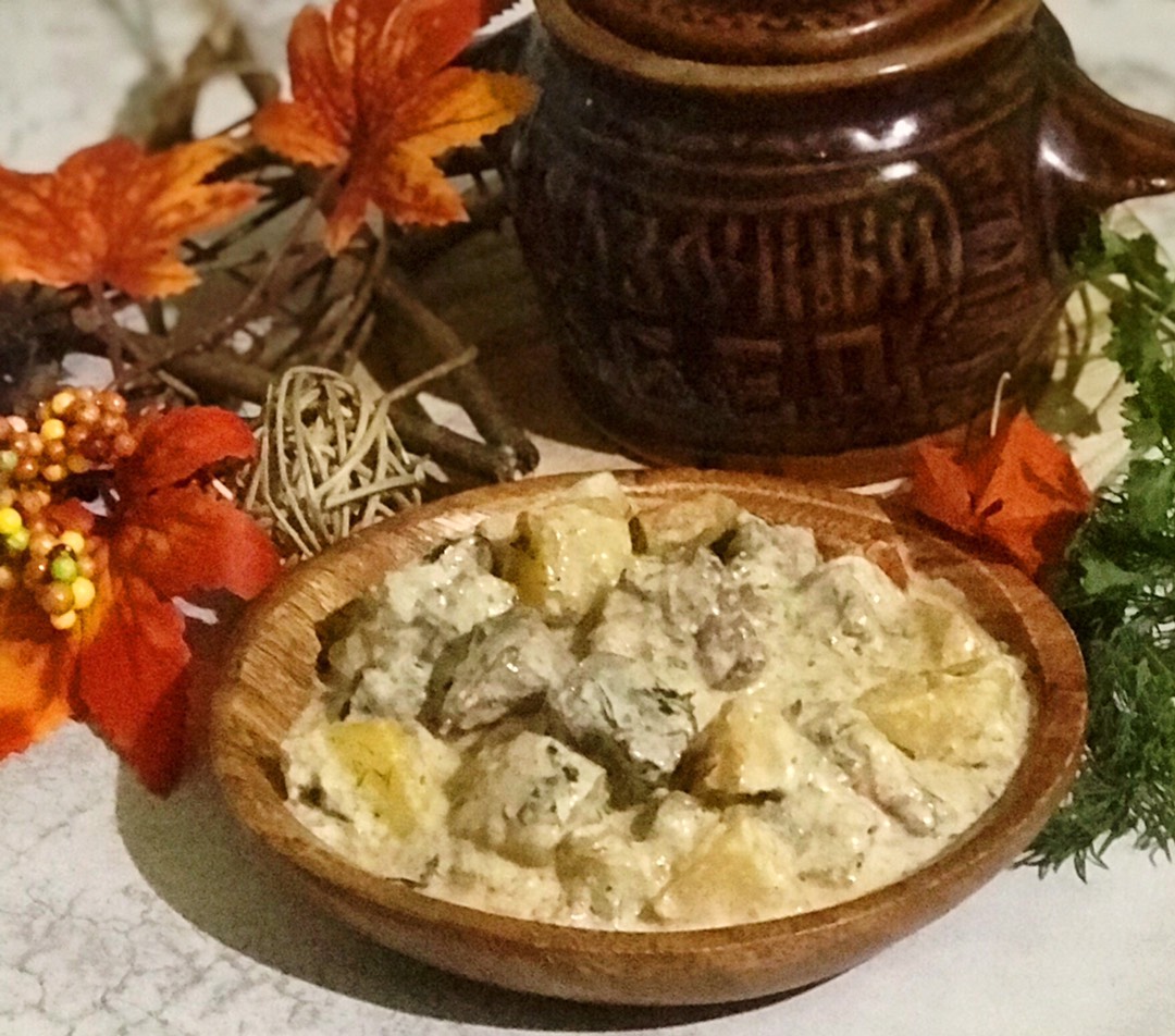 Жаркое из говядины с картошкой и грибами