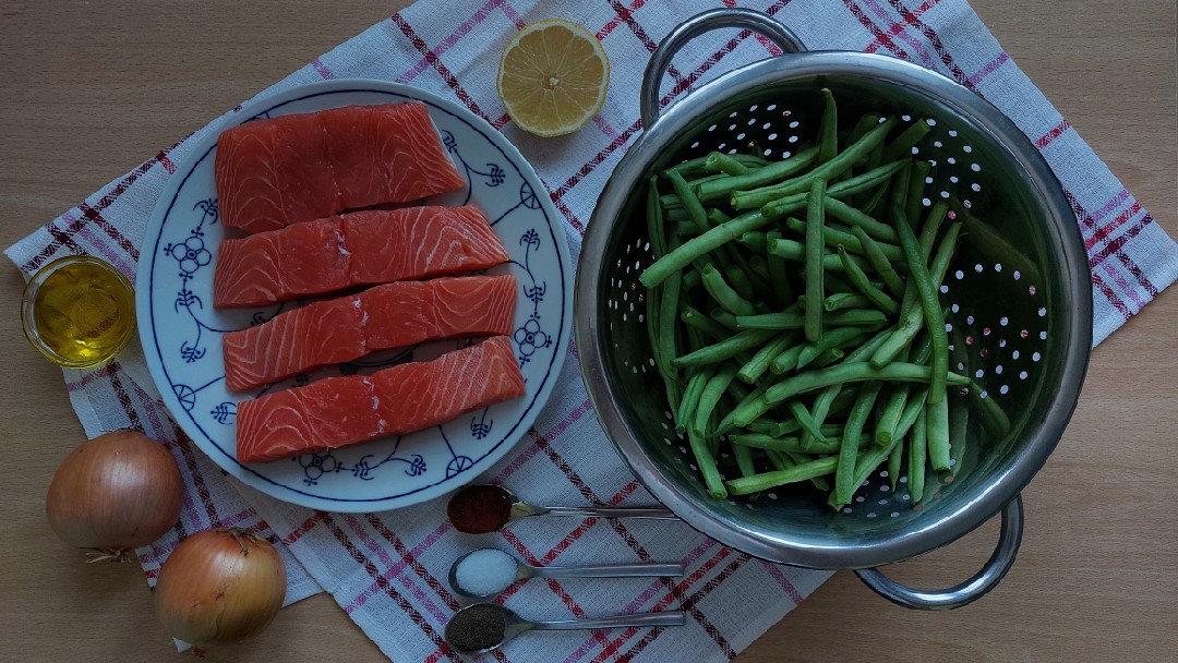 Запечённый стейк лосося в фольге - рецепт автора Юлия Кухтина