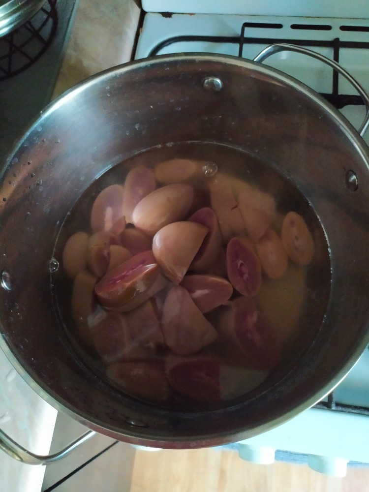 Как приготовить свиные почки с овощами и сметаной