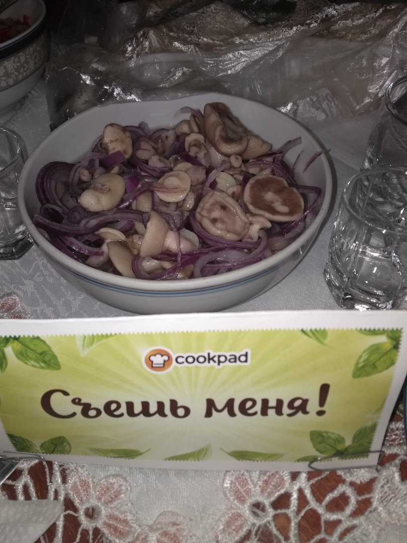 Маринованные маслята