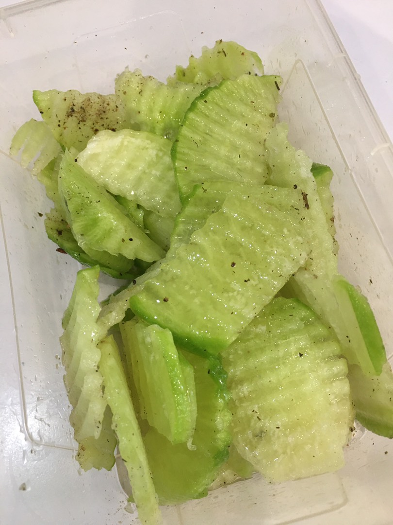 Салат из зеленой редьки с ветчиной – кулинарный рецепт