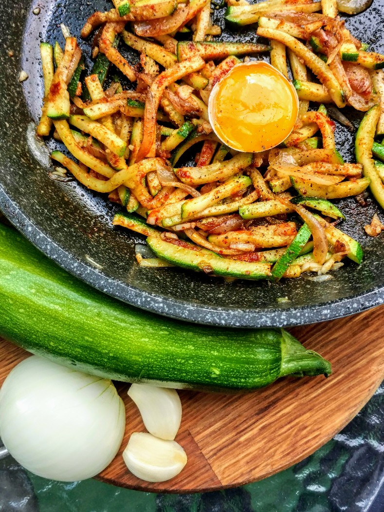 Спагетти с цукини и яичным желтком🍝 - рецепт автора Ирина Шаульская 🌱