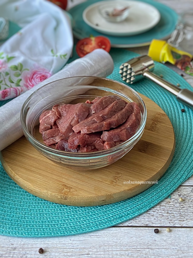 🍅Мясо по-французски с картофелем, помидорами и моцареллой