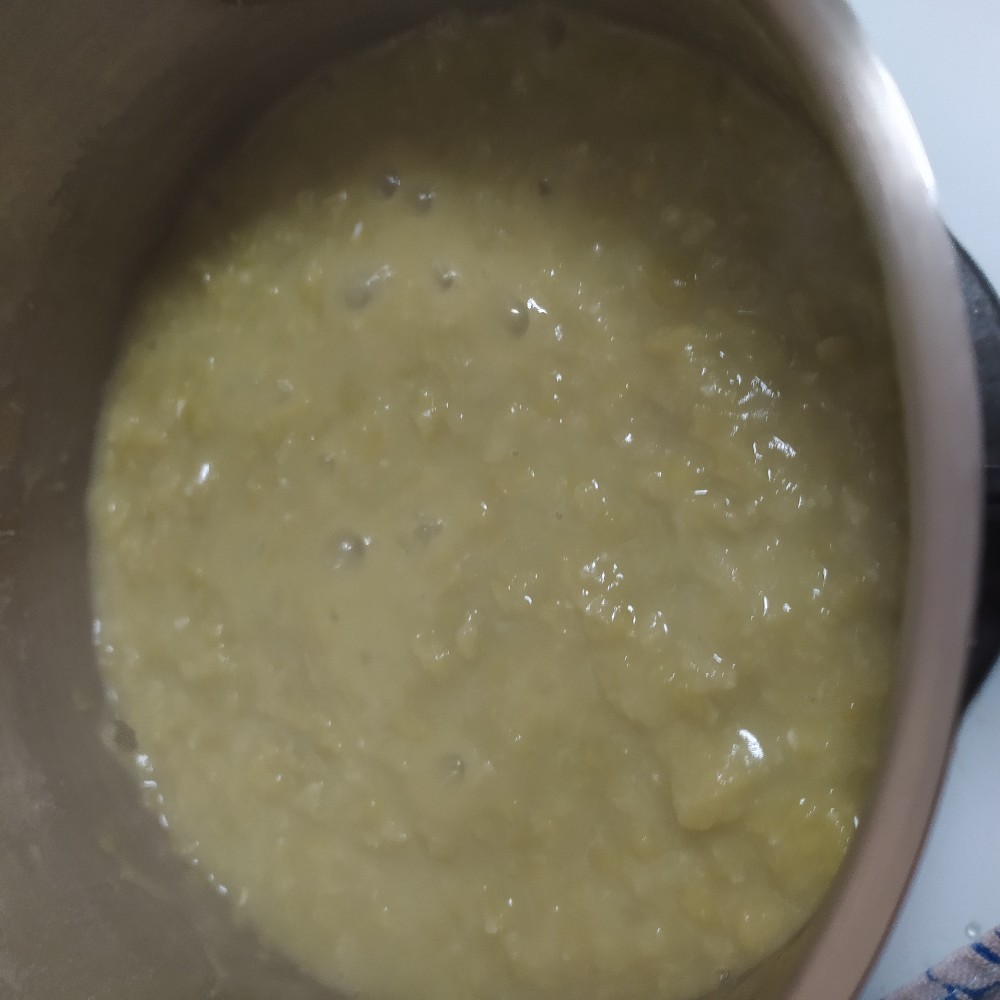 Суп с горохом зеленым колотым