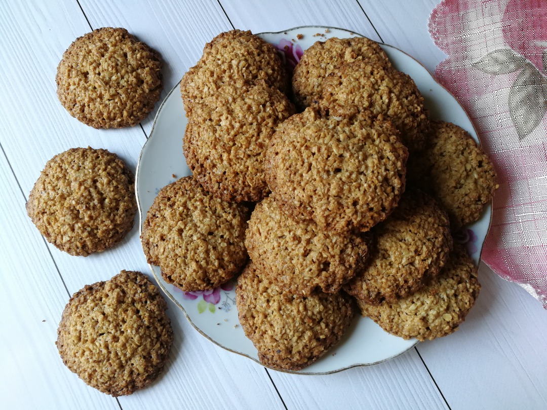 Овсяное печенье рассыпчатое и хрустящее без муки