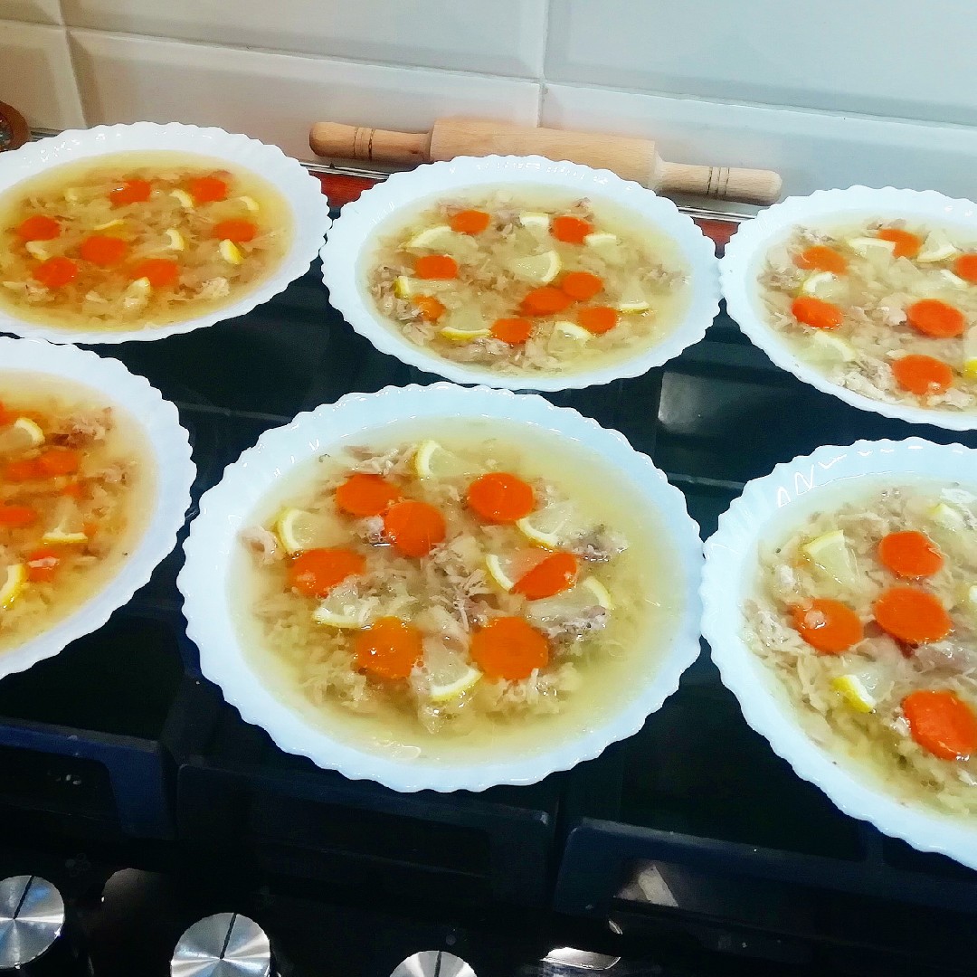 Холодец с курицей,свининой и лимоном🍲🥕🍋