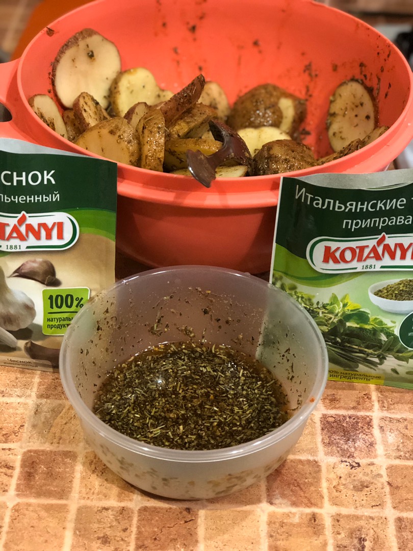 Картошка 🥔 в духовке с чесноком и травами