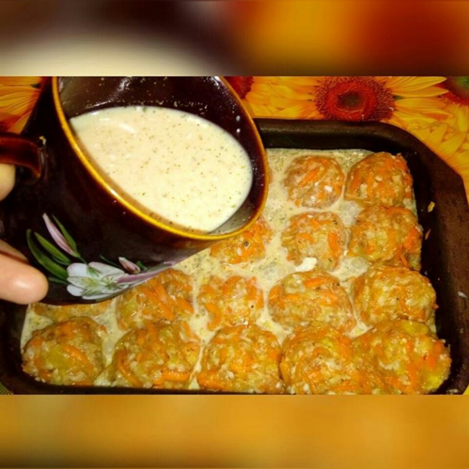 Мясные ежики с рисом и морковью от Магги 💕👌🍴🍛