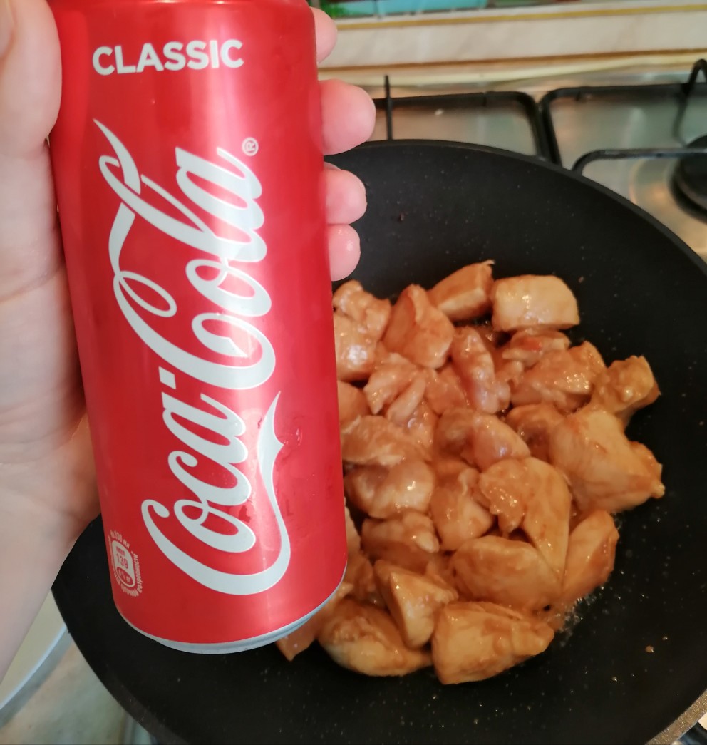 Будем готовить куриное филе в Coca-Cola с лаймом и имбирем