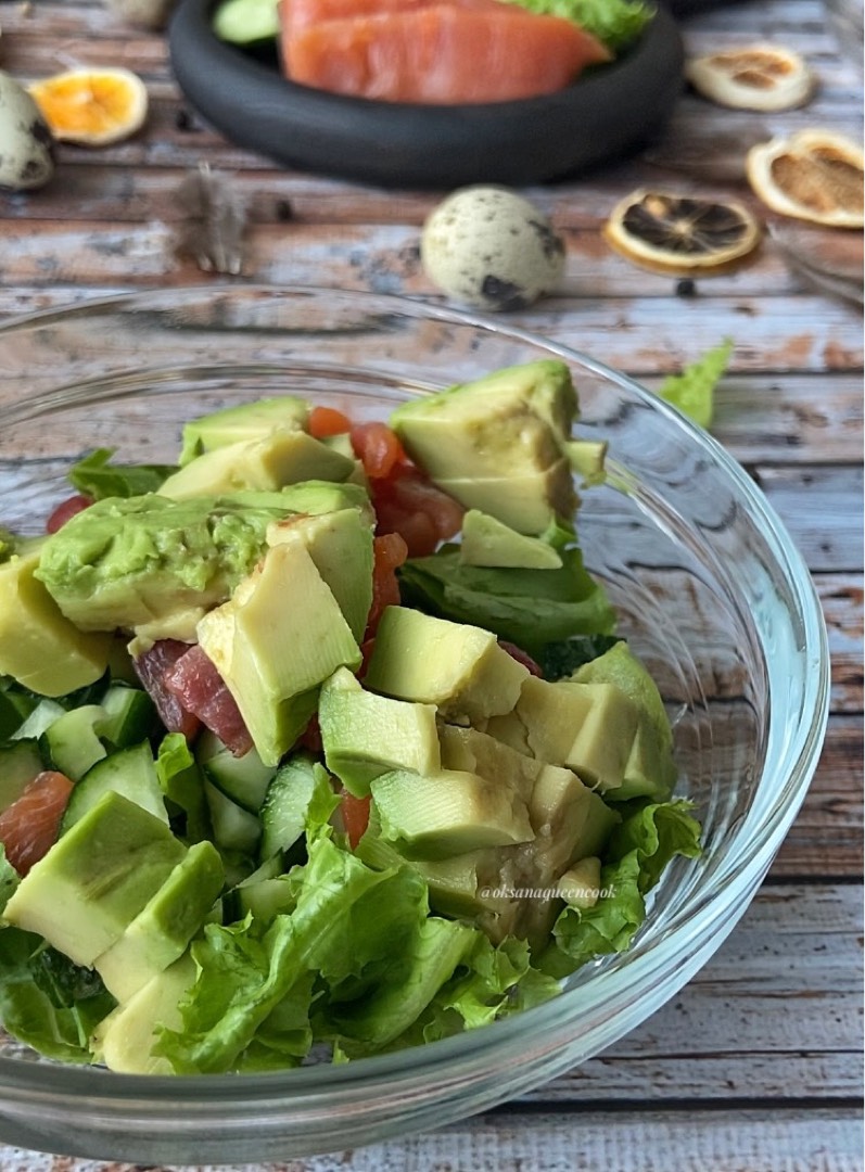 🥑Салат с авокадо и красной рыбой рецепт с фото пошаговый от Оксана -  Овкусе.ру