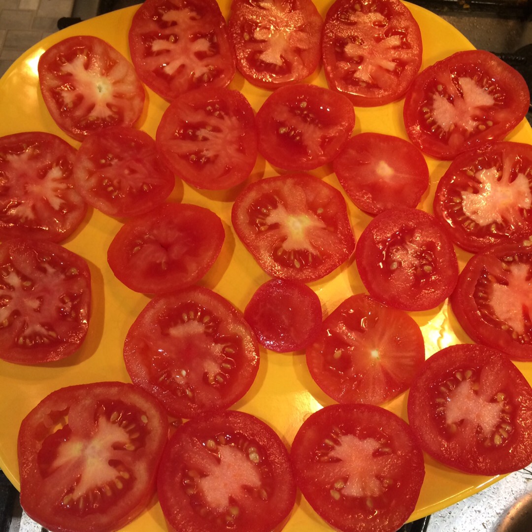 Синьор-помидор 🍅🧀 🌈