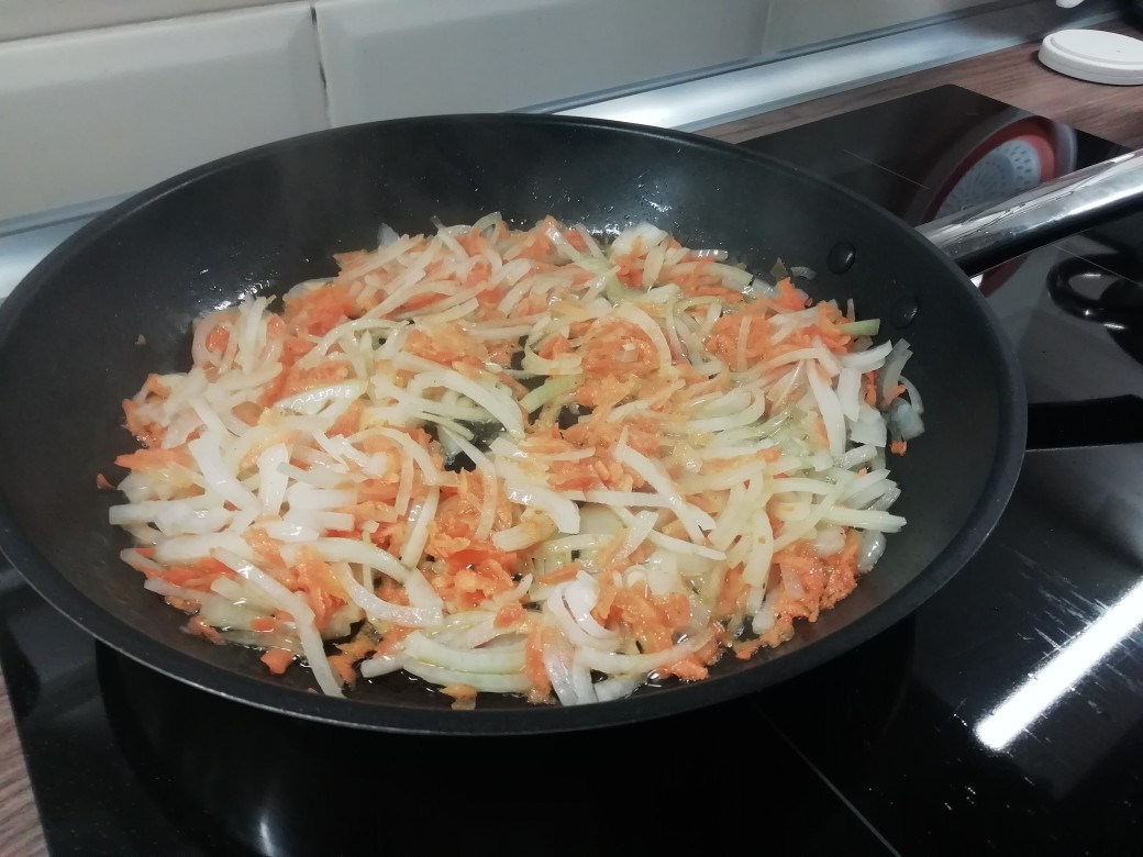 Штрудлики или ленивые пельмени с овощной подливкой 😋🍽️