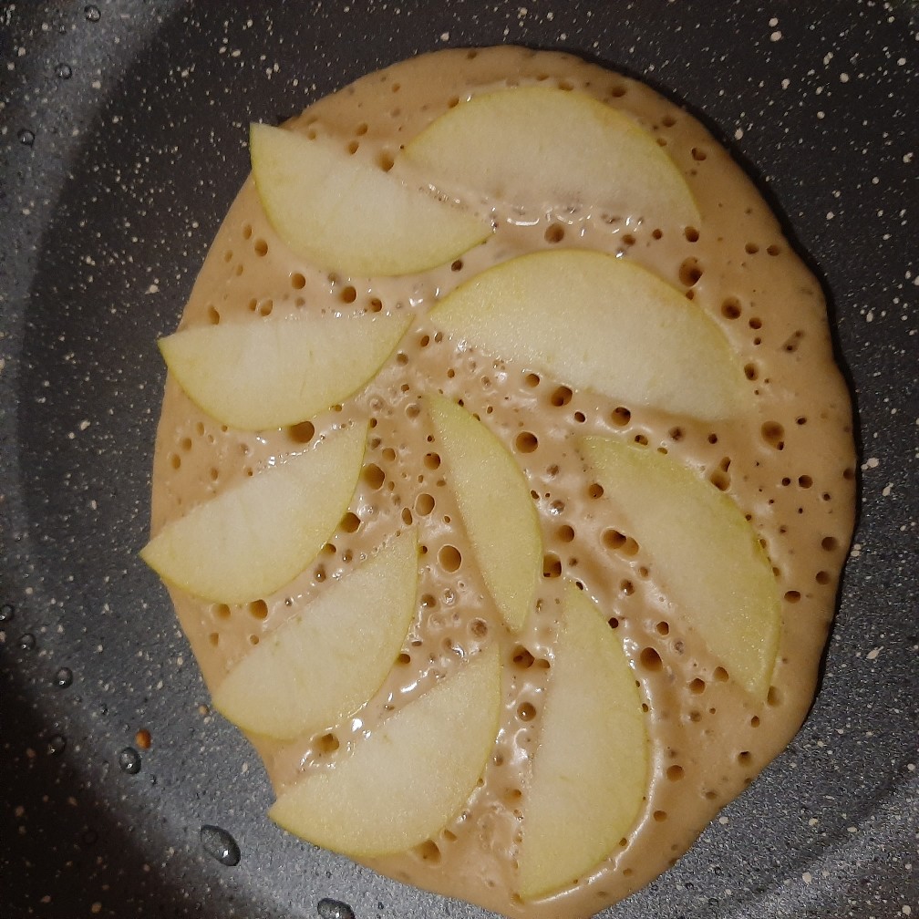 Рецепт: Блины с яблочным припеком