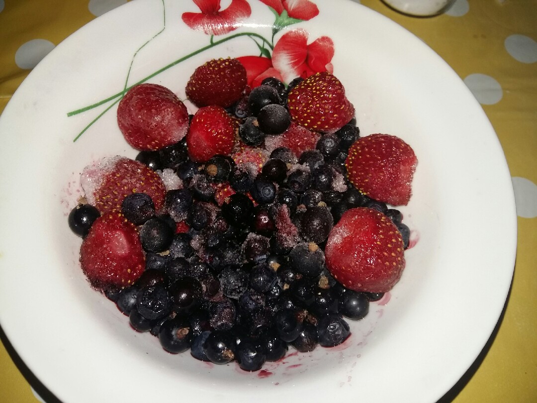 Желе из замороженных ягод 🍒🍓 - рецепт автора Lucia