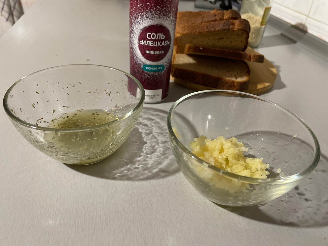 Гренки с сыром и чесноком на сковороде рецепт с фото пошагово