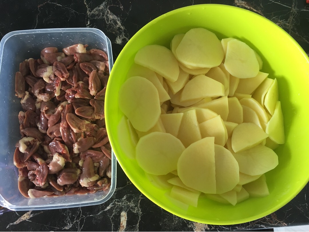 Сердечки с картошкой в мультиварке: рецепт с фото