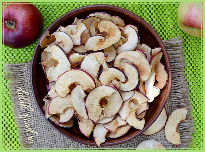 Как приготовить вкусные яблочные чипсы в духовке: рецепт и секреты приготовления