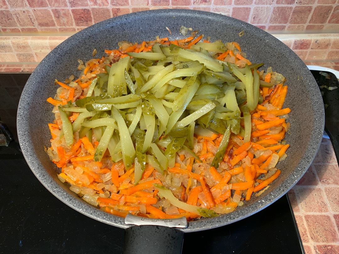 Рассольник с говядиной и перловкой