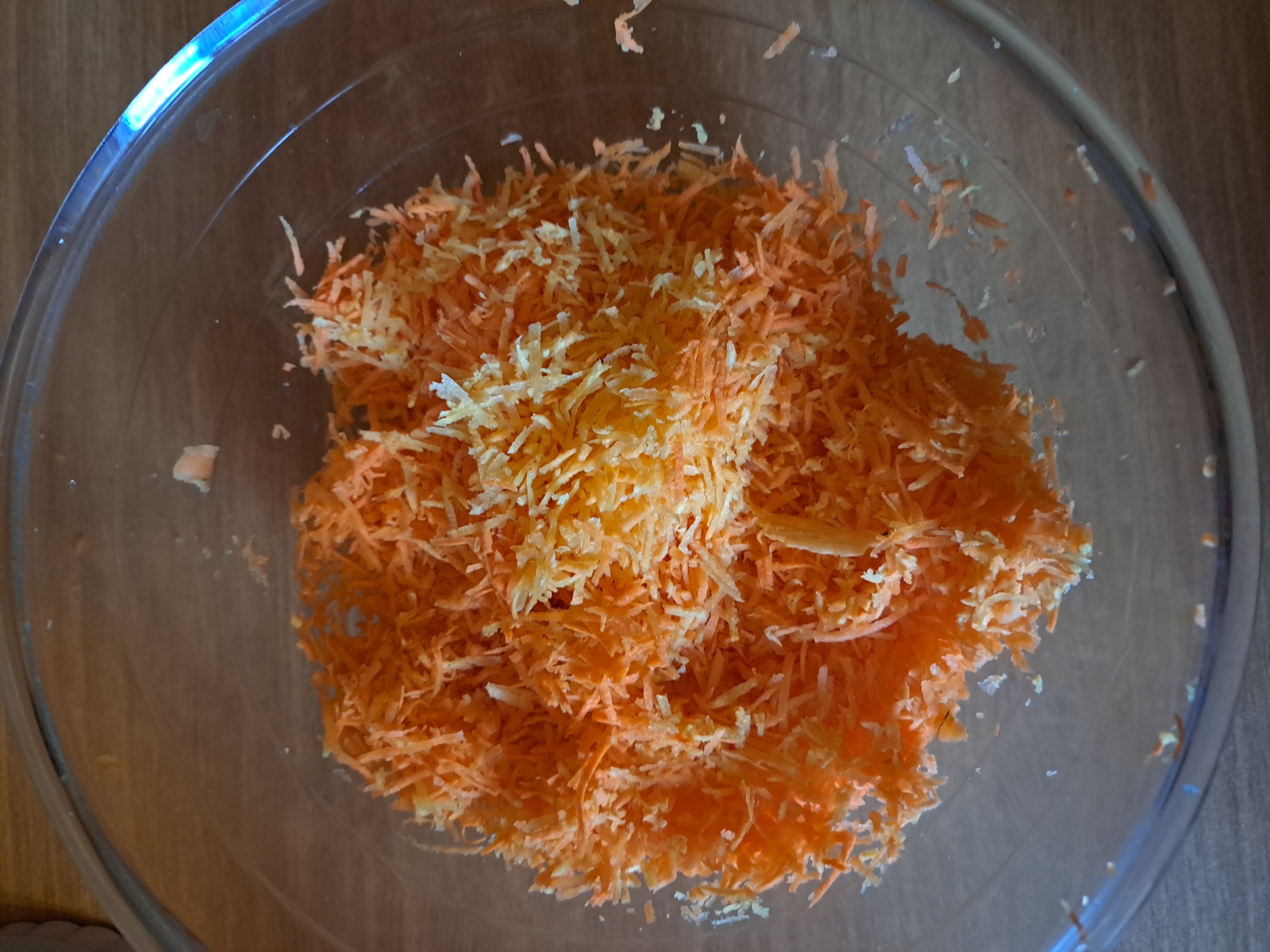 Лаваш с корейской морковкой, яйцом и сыром