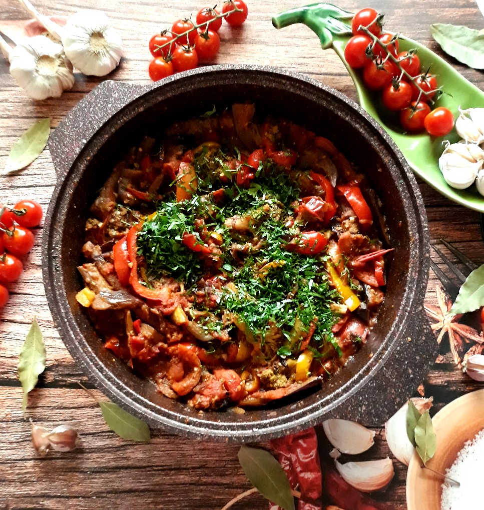 Овощное рагу с брокколи 🥘