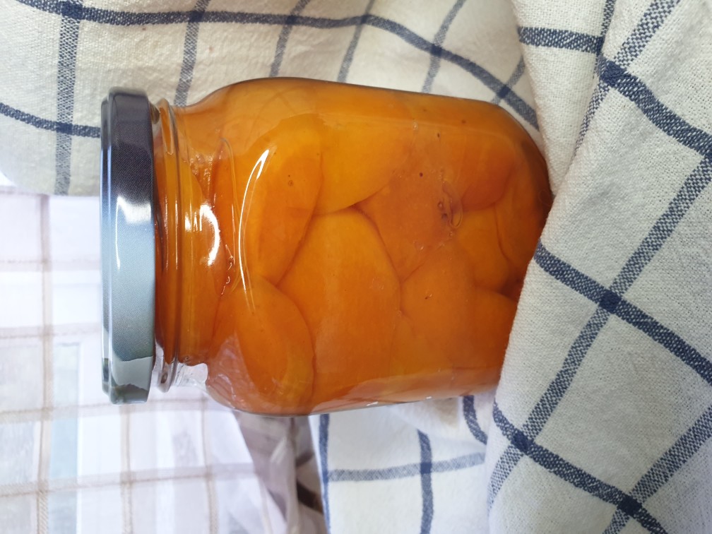Абрикосы в собственном соку - пошаговый рецепт с фото