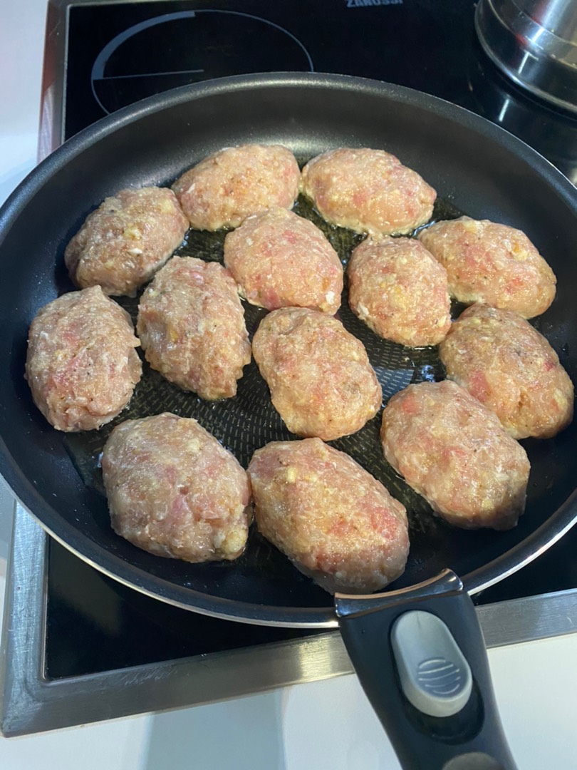 «Котлеты Сочные со сливками и вымоченным батоном»