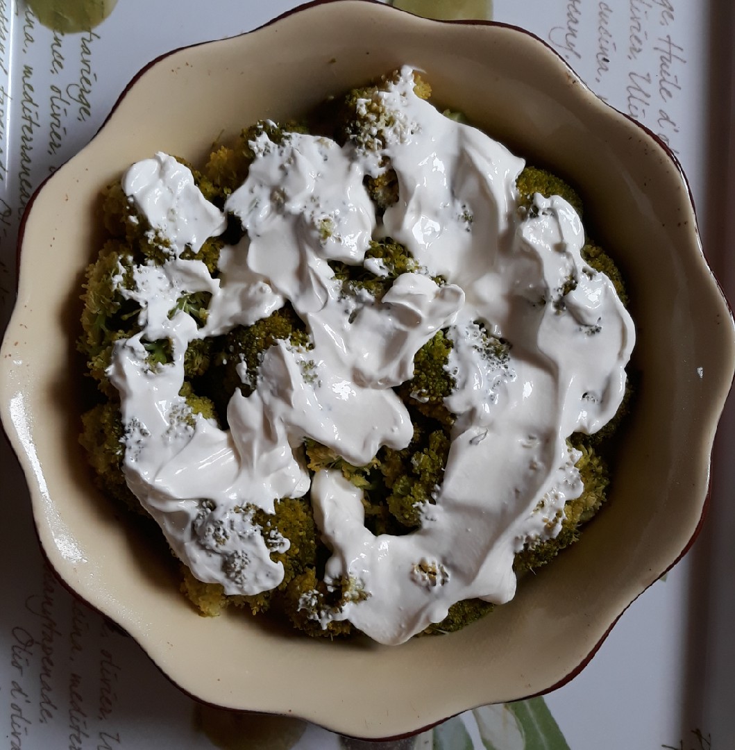 Брокколи со сметаной и сыром в духовке 🥦🧀🥛